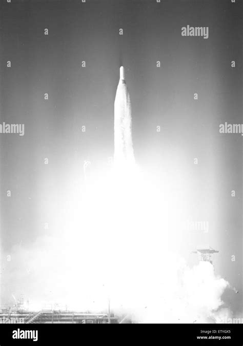 Atlas Missile Launch Stock Photo Alamy