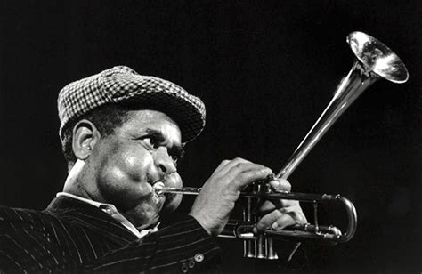 20 Photos Showing The Amazing Stretched Cheeks Of Legendary Jazz Player