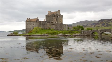 Eilean Donan Castle Holiday Homes From Nz 85night Bookabach