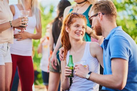 Otherwise, swipe to the left. How to find Singles in your Area - DatingScout.co.uk