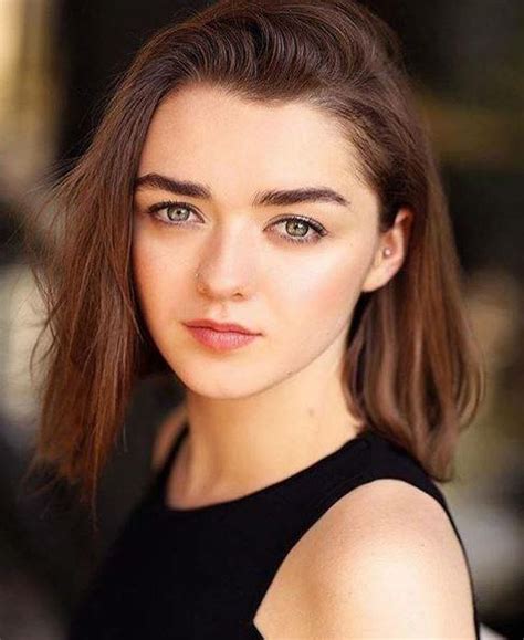 Maisie Williams Awesome Profile Pics Whats Up Today