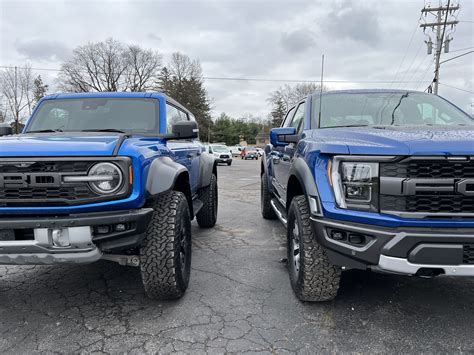 Bronco Raptor Vs F 150 Raptor Size Comparison Side By Side Pics