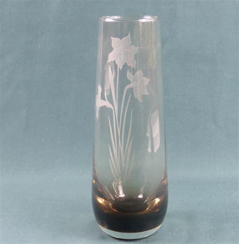 Caithness Art Glass Vase Etched With Daffodils Signed Etsy