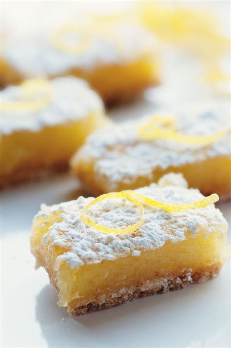 6 ingredients and 3 grams net carbs per bar. Skinny Lemon Bars | Recipe | Lemon desserts, Lemon bars ...