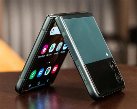 Samsung Galaxy Z Flip 3 Is It The Foldable Phone For The Masses Cnet
