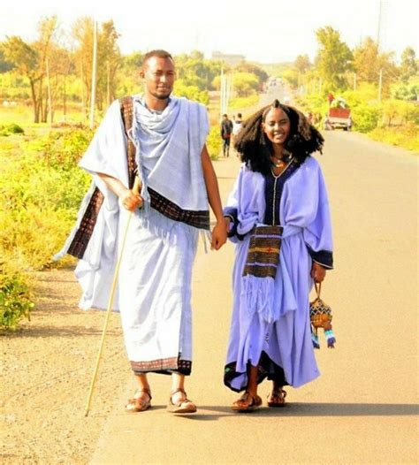 Ethiopian Traditional Dress Traditional Dresses History Of Ethiopia Ethiopian People Black