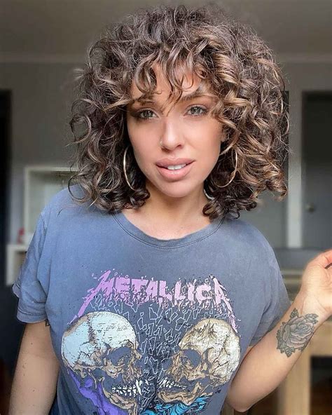 50 Stunning Curly Shag Haircuts For Trendy Curly Haired Girls Artofit