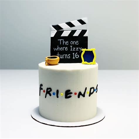 48 Super Tv Shows Birthday Friend Cake Ideas Friends Cake Friends