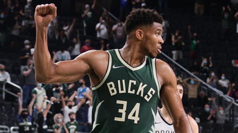 Nba Giannis Antetokounmpo Forced To Cut Back On Muscle Flex