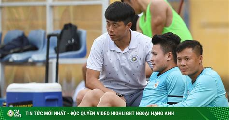 Quang hải nhận quả bóng vàng việt nam năm 2018. HLV Park Hang Seo chưa hết mừng đã vội lo với Văn Toàn ...