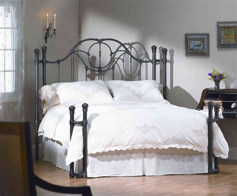 Wrought Iron Bed Ideas Impressive Wrought Iron Headboard In Bedroom