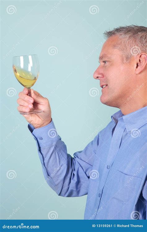 Man Holding Wine Glass Best Men Holding Glass With Sparkling Wine