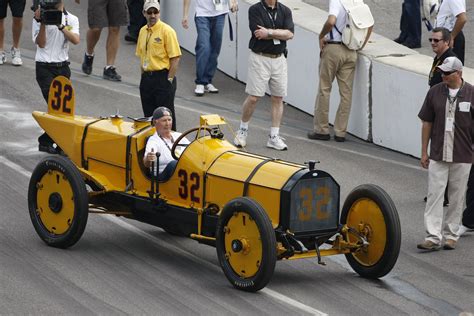 The Controversial First Indy 500 Motor Sport Magazine Staging