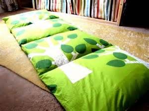 Start folding inward, and keep folding until the sheet is the size you want and matches your fitted sheet. DIY Pillow Bed: Fold a twin sheet in half long ways, then sew 4-5 sections the size of a pillow ...