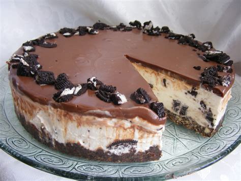 Préparation étape 1 prenez 48 oréos et séparez le biscuit de la garniture de l'oréo. Cheesecake OREO sans cuisson et sans gélatine - Gâteaux ...