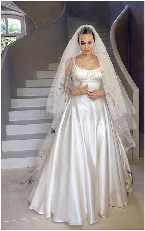 Https://tommynaija.com/wedding/angelina Jolie Style Wedding Dress