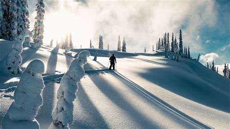 This Ski Paradise In Canada Is One Of The Snowiest Places On Earth
