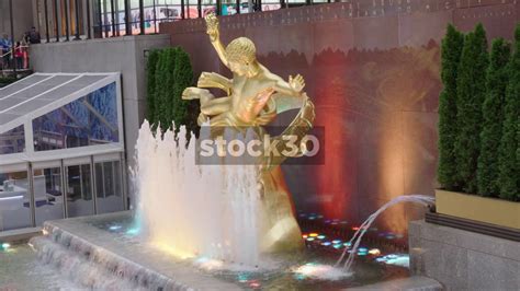 Gold Statue And Fountain At The Rockefeller Center New York Usa Youtube