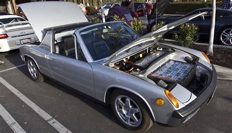Electric Porsche 914 Spied