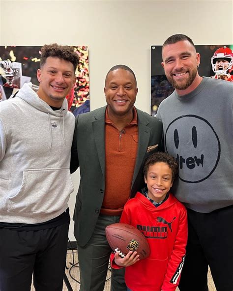 Watch Craig Melvins Son Help Him Interview Patrick Mahomes About