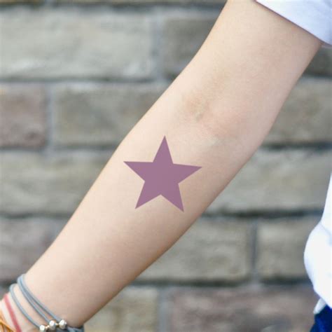 35 Jojo Bizarre Adventure Star Tattoo Cononmehwish