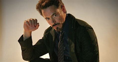 Robert Downey Jr Torna Ad Essere Iron Man Ma Solo Per Una Foto Ricordo