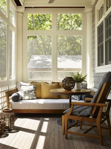 20 Small And Cozy Sunroom Design Ideas Homemydesign