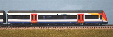 4mm Scale Mass Produced Ready To Run Diesel Multiple Units Bachmann