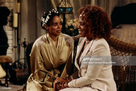 Debbi Morgan Cast Appearing In Wedding Episode Of The Abc Tv Series News Photo Getty Images