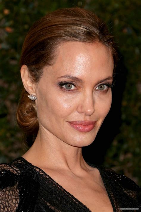 Angelina Jolie Sleek Hairstyles Celebrity Hairstyles Angelina Jolie