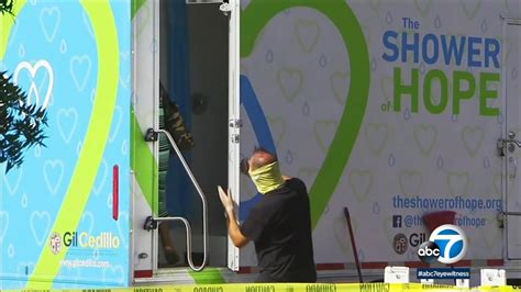 The Shower Of Hope Offers Mobile Showers To Help Keep Homeless Population Safe Abc7 Los Angeles