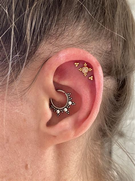 Triple Helix Nicely Compliments The Daith Bvla Jewelry Rpiercing