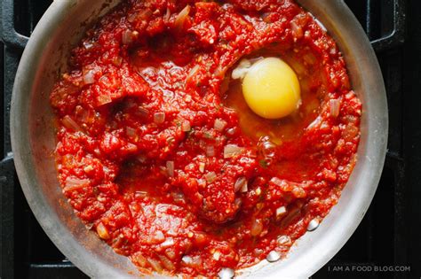 Poached Eggs In Tomato Sauce Recipe · I Am A Food Blog I