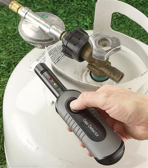 Advierte las fugas de gas detecta gas natural (metano), butano y propano este detector de gas emite una señal fuerte y clara de hasta 85 db advirtiéndote del peligro. Sensor Detector De Fugas Gas Propano Acetileno Butano ...