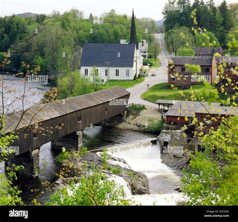 Covered Bridge In Village Of Bath New Hampshire Usa Stock Photo 927149