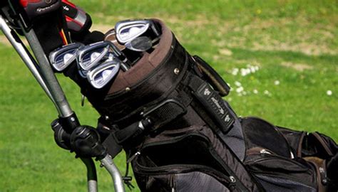 Some golf bags have individual slots for each club while others have compartments designed for 3 4 clubs each. How to Organize Golf Clubs | Golfweek