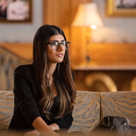 Unilad brings you the latest news, funniest videos & viral stories from around the world. How Mia Khalifa is Becoming New TikTok Star - FotoLog