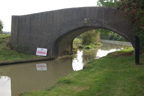 Spurfoot Bridge Oxford Canal Stephen McKay Cc By Sa 2 0 Geograph