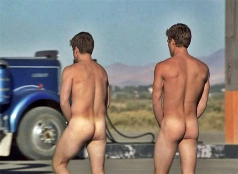 Paul Walker Steve Zahn Actors Naked In Joy Ride