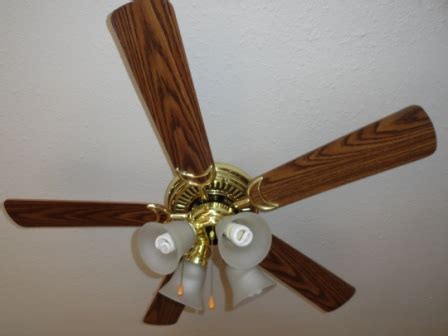 Recycle and decorate all in one super easy step! theArtisticFarmer: Easy Ceiling Fan Redo... Awesome!