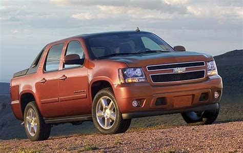 The 2008 chevrolet avalanche ltz was ahead of the curve for its time. Used 2008 Chevrolet Avalanche Crew Cab Pricing & Features ...