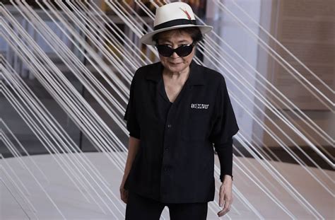 Yoko Ono Hospitalized In New York With Flu Like Illness Spokesman