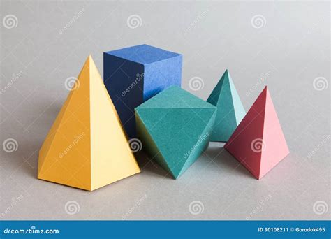 Kolorowe Platoniczne Bry Y Abstrakcjonistyczne Geometryczne Postacie