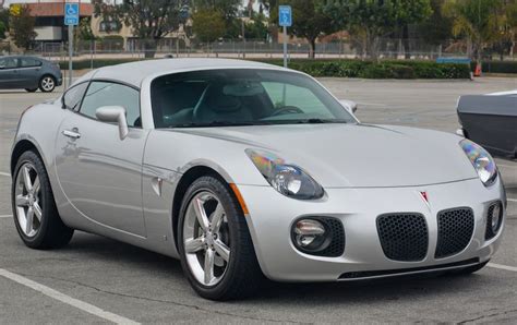 Pontiac Solstice Gxp Hardtop Coupe With Removable Top Panel One