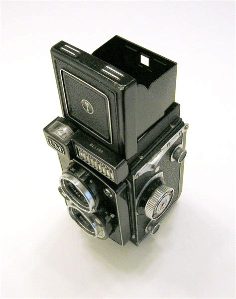 Vintage Camera Yashica Mat Lm Twin Lens Reflex Camera Etsy Twin