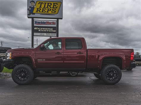 2014 Chevrolet Silverado 2500 Hd 20x10 Fuel Offroad Wheels 37x135r20