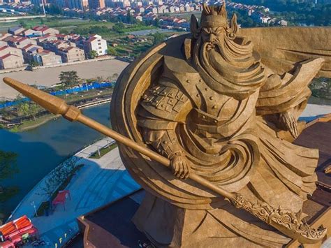 This Colossal Chinese Guan Yu Statue Is Ridiculously Majestic Inverse