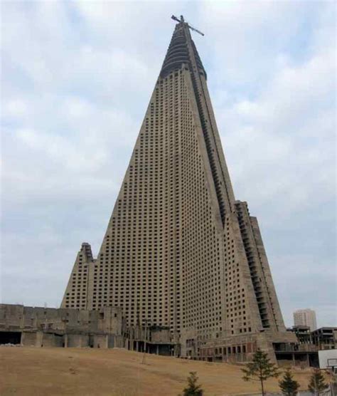 Ryugyong Hotel North Korea 1987 Revilbuildings