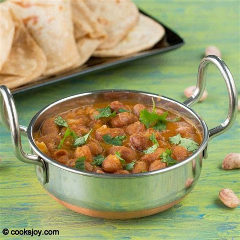The bulk of the world's cranberries are now cultivated, mainly in certain parts of canada and north america, but. Cranberry Bean Masala | Cooks Joy (With images ...