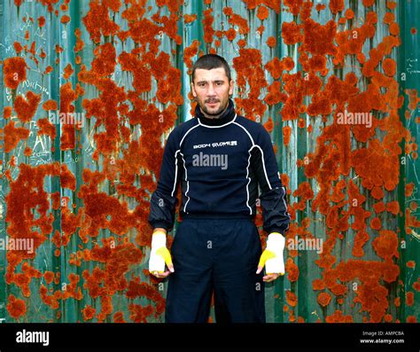 Boxer Wayne Mccullough Hi Res Stock Photography And Images Alamy